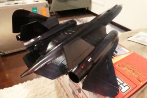 ６．もう一つの試みは黒色の表現