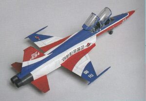 1/32 スケール　韓国空軍　Northrop Corporation F-5F Freedom Fighter / Tiger / 韓国ACE製造でハセガワF-5Eのコピーキット